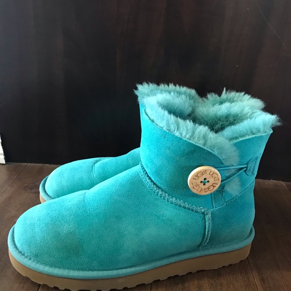 Turquoise UGG Boots - Picture 3 of 6